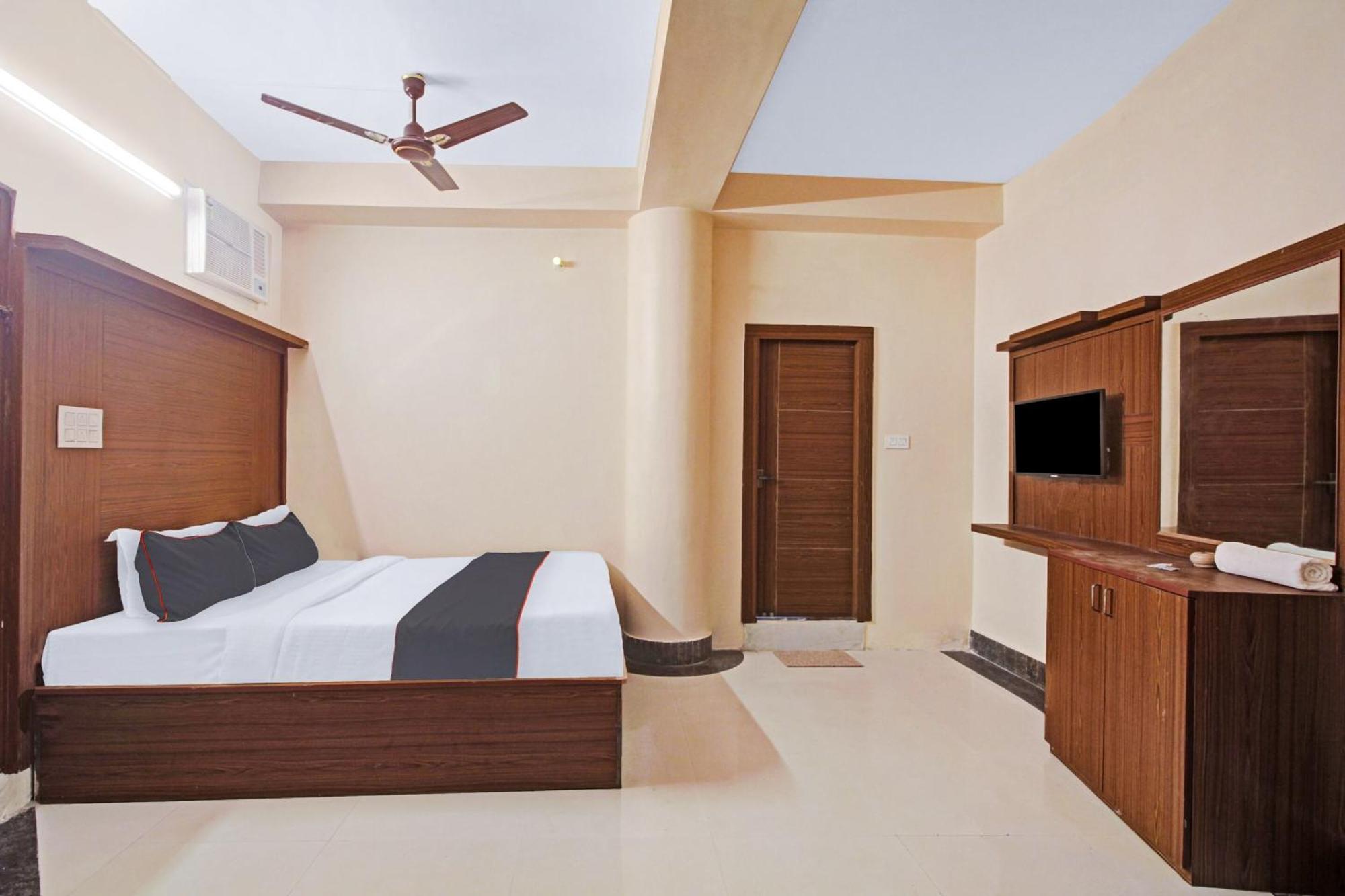 Super Collection O Hotel Aqua Villa Near Netaji Subhash Chandra Bose International Airport Gauripur  Экстерьер фото